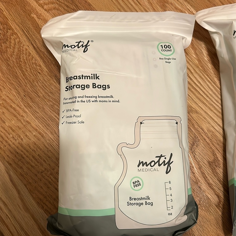 FREE 100 Motif Breast Milk Storage Bags Brand new